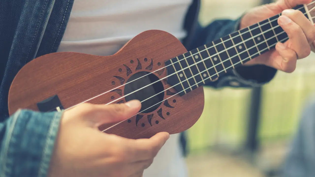 Como Tocar Ukulele