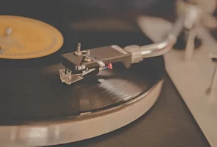 Primeiro Disco Brasileiro